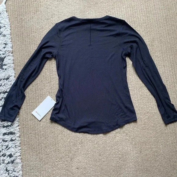 Hold-Tight Long-Sleeve Shirt - Picture 3 of 11